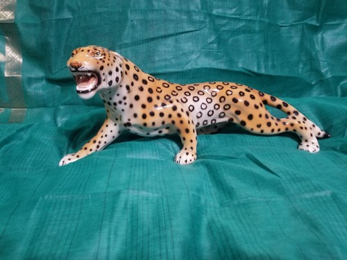 Scultura leopardo ceramica