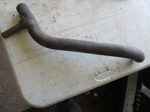Tubo inferiore radiatore