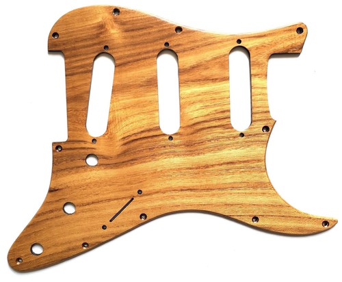 Nuovo pickguard stratocaster - stratocaster,