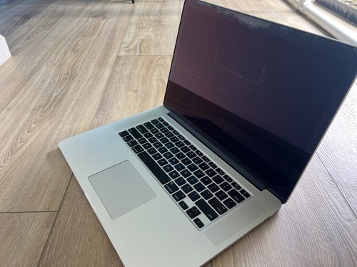 Apple macbook pro - macbook, 15"
