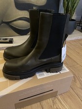 Stivaletti Zara stile militare