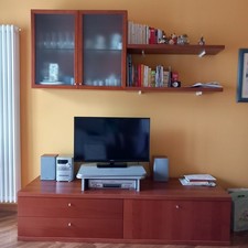 Mobile soggiorno tv moderno (tinta ciliegio)