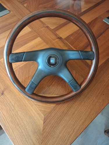 Volante legno momo solo - legno,