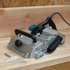 Makita KP312 Pialla a filo