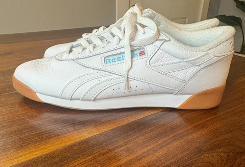 Sneaker athleisure reebok - athleisure,