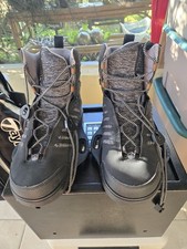  Stivali / attacchi per