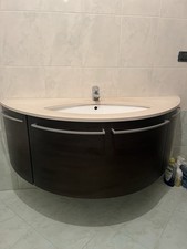 mobile bagno sospeso con