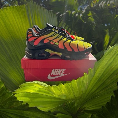 Nike tuned - tuned, 1