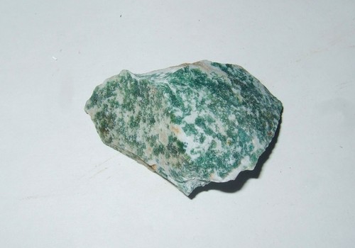 Minerali grezzi - -,