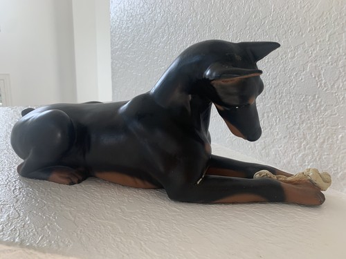 Statuina doberman pincher - doberman,