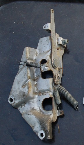 Piastra acceleratore motore