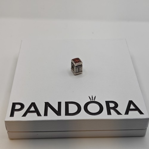 Charm pandora london - charm, cabina
