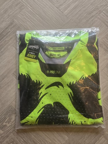 Infamous skull jersey - infamous, uv