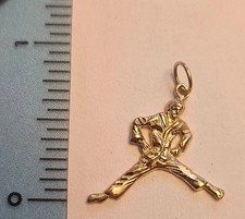 Charm 'ARTI MARZIALI' in oro