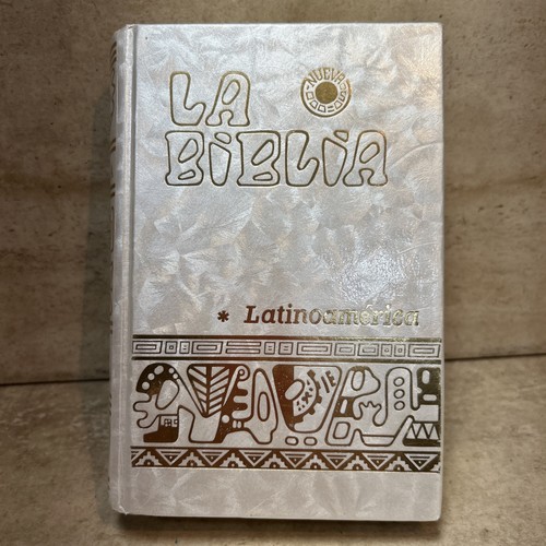Biblia latinoamericana by - la,