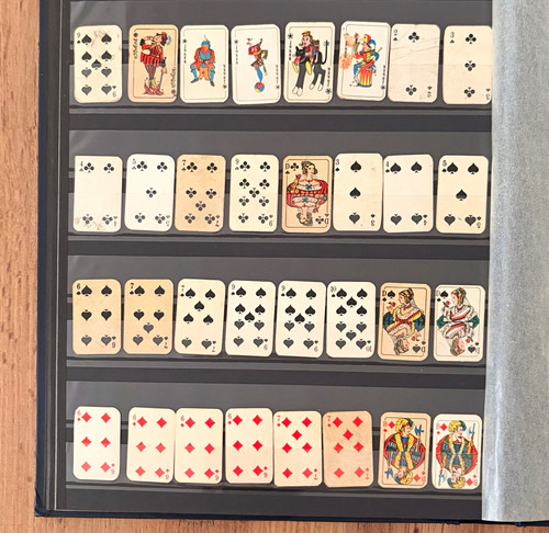 Vecchie carte gioco - carte,