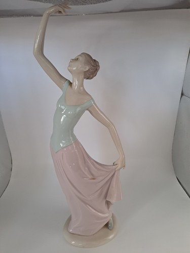 Figurina ballerina nao - figurina,