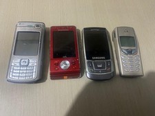Joblot di 4 telefoni cellulari
