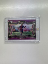 2024-25 Panini Select La Liga - Field Level Lamine Yamal #214 Purple Mojo Prizm