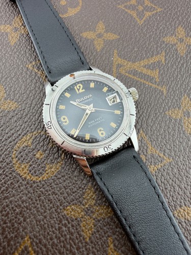 Bulova diver vintage model - bulova,