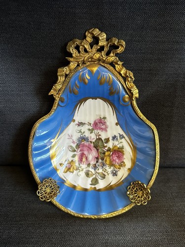 Beautiful french limoges hand - french,