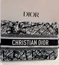 Dior black white logo - dior,