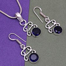 Ciondolo spinale nero pietra