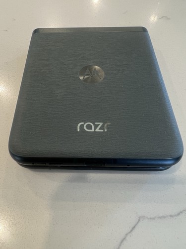 Motorola razr - razr, (2023)