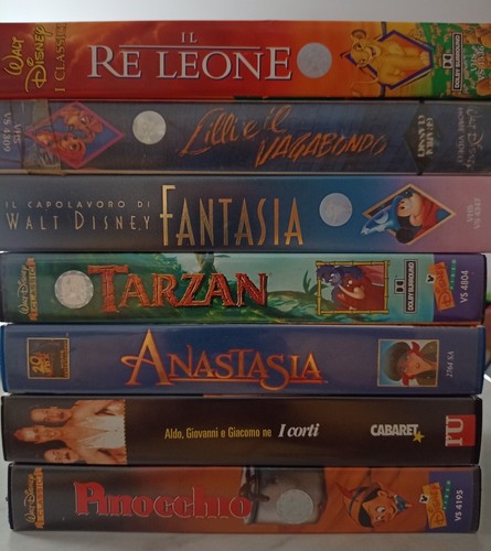 Videocassette vhs cartoni - videocassette,