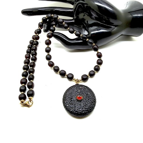 Fantastica collana ambra