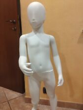 Manichino per vetrina bambino 