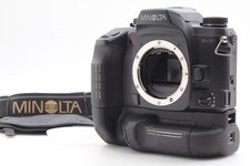 con fotocamera pellicola 35 mm