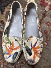 Vittoria Mengoni Ivory Leather