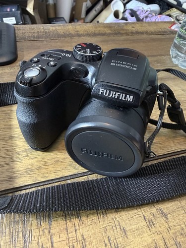 Fujifilm finepix s1000fd 10mp - fujifilm,