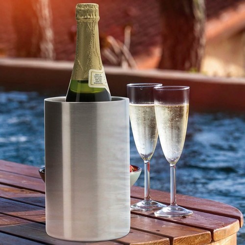 Refrigeratore per vino - , in