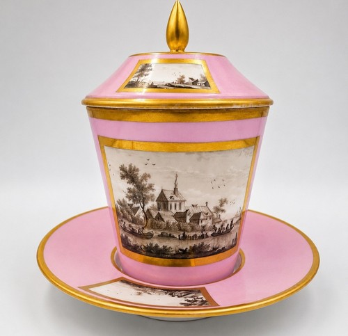Antica vecchia tazza - , di