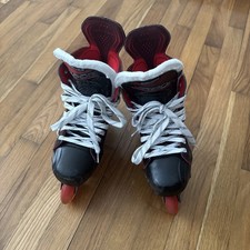 Bauer Vapor X2.7 Inline Hockey Skates - Junior Skate Size 4R (US Men Size 5)