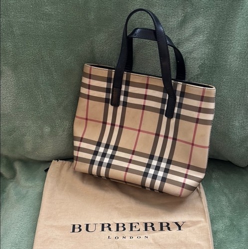 Cute classic vintage burberry - classic,