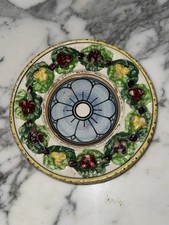 Antico piatto in maiolica