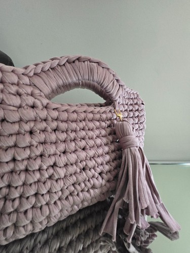 Borsa realizzata mano rosa - a,