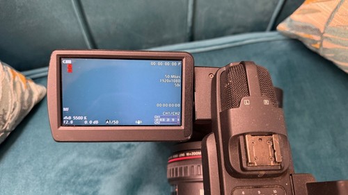 Canon 300 full hd - 300,