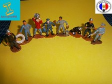 LOT DE 8 PERSONNAGES  STARLUX