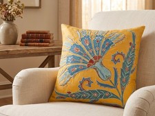 Copricuscino Suzani ricamato a