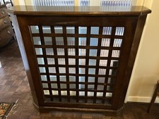 Antico copriradiatore a