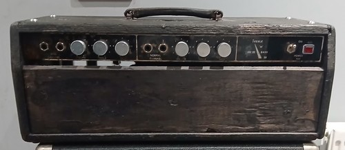 Testa amplificatore valvolare