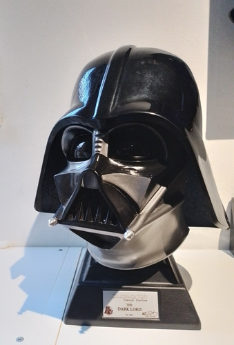 Star wars darth vader helmet - star,