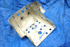 Suzuki  DR800 DR750 1988-96  Unterfahrschutz Motorschutz Schutz Skid Plate Wanne