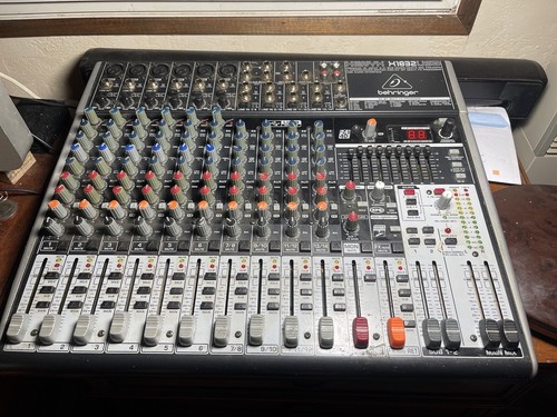 Behringer xenyx x1832usb - behringer,