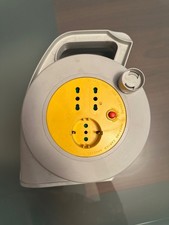 Prolunga avvolgicavo da 5mt multipresa 