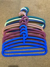 11 appendiabiti in plastica